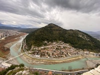 Van zware, berg morgen en Bogova Waterfall - Housity