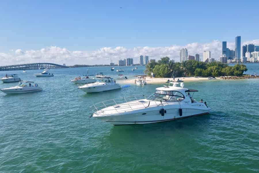 Miami: Private Yachtcharter