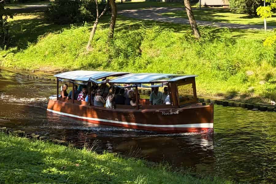 Riga: Historische Kanal-Bootstour mit Audioguide. Foto: GetYourGuide