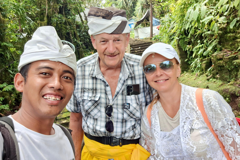Bali: Lempuyang Temple Sacred Climb and Prayer Tour