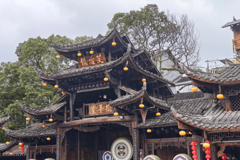 Zhangjiajie: Mengdong River Rafting & Furong Town Tour