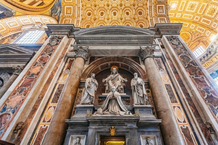 Rzym: Bazylika św. Piotra, plac i groty z przewodnikiemWycieczka z przewodnikiem w języku angielskim i włoskim