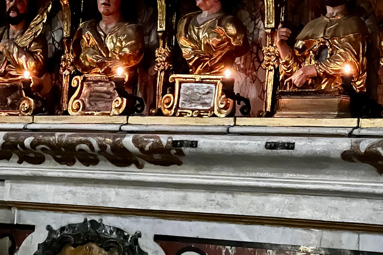 نابولي: جولة إرشادية في المركز التاريخي