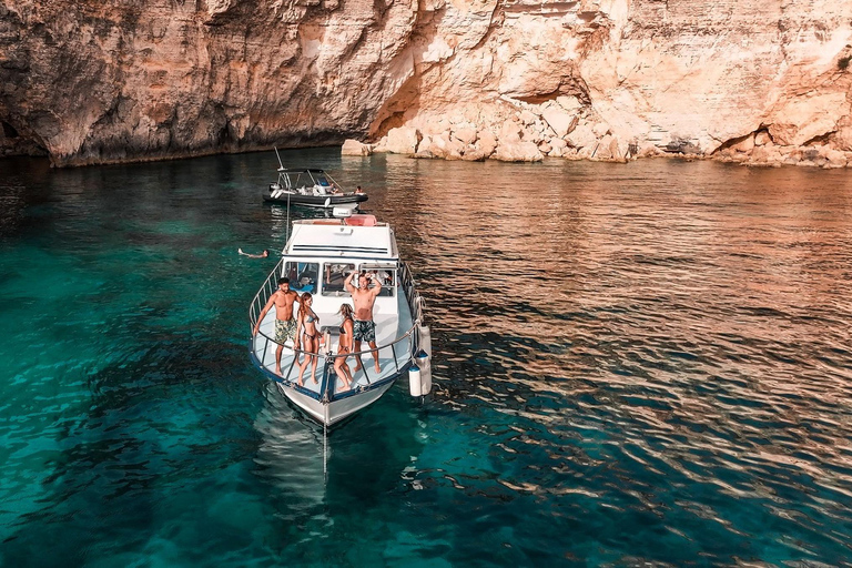 Comino-Kreuzfahrt: Kristalllagune, Blaue Lagune, Santa Marija BayComino-Kreuzfahrt: Kristallklarer See, Blaue Lagune, Santa Marija-Bucht