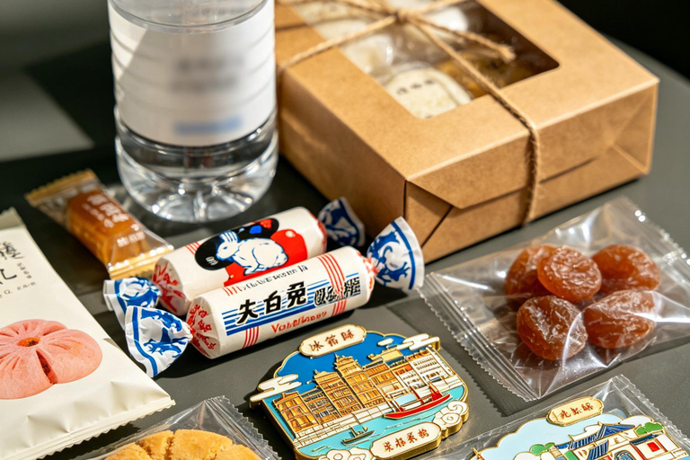 Shanghai: Zhujiajiao Small Tour with Boat Ride & Gardens Shanghai: Zhujiajiao Small Group Tour with Boat Ride&Gardens