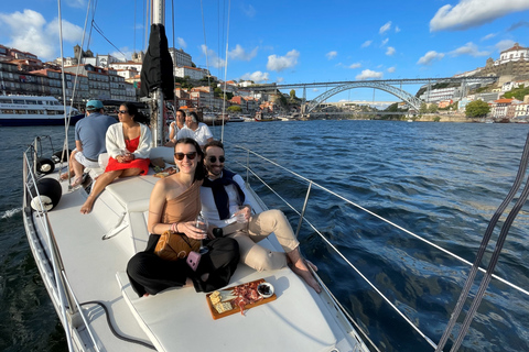 Porto: Charming Sailboat Cruise Sunset