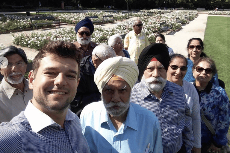 Warsaw: Ghetto & Old Town Guided Walking Tour