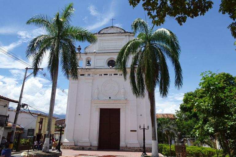From Medellín: Santa Fé de Antioquia Private Day Trip
