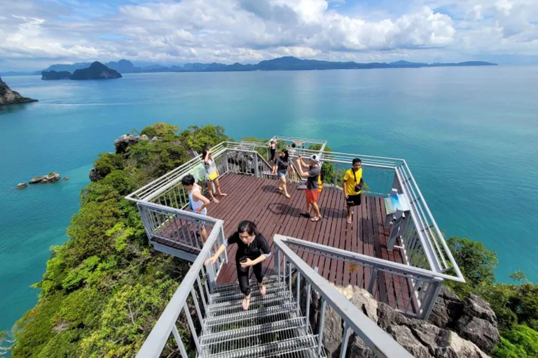 Passeio de barco particular pela ilha de Krabi HongPasseio pela ilha de Krabi Hong em um barco particular de cauda longa