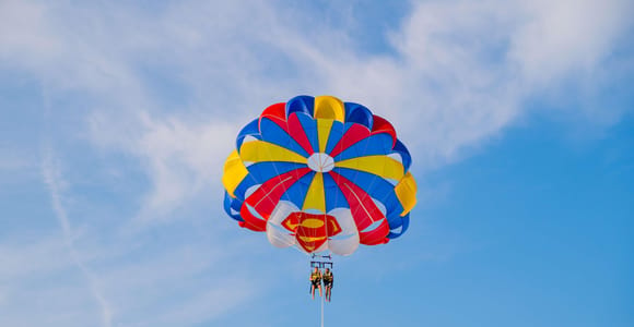 Barcelona: Parasailing Flight with Sea Views at 150 Meters