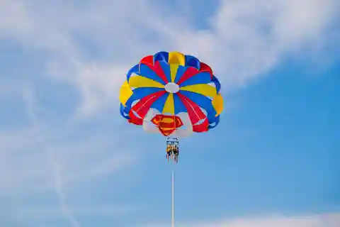 Parasailing in Barcelona Fliege mit einem unvergleichlichen Ausblick