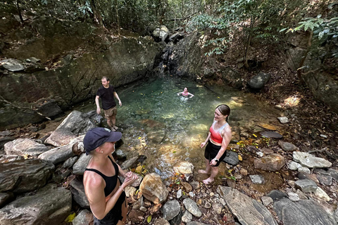 Las cascadas de los Siete Pozos y la piscina azul sagrada