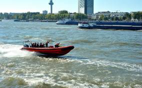 Rotterdam: RIB Speedboat Sightseeing Cruise