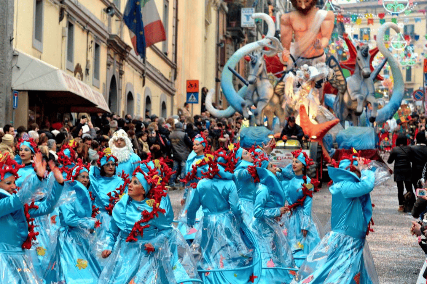 Ronciglione: Festa di Carnevale con trasferimento privato da Roma