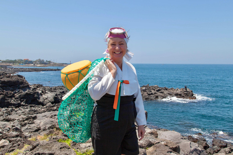 Jeju: Haenyeo UNESCO Sea Women Photoshoot Experience