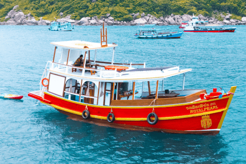 Ko Tao: Vintage Boat-Small Group Snorkeling Day Trip w/Meals