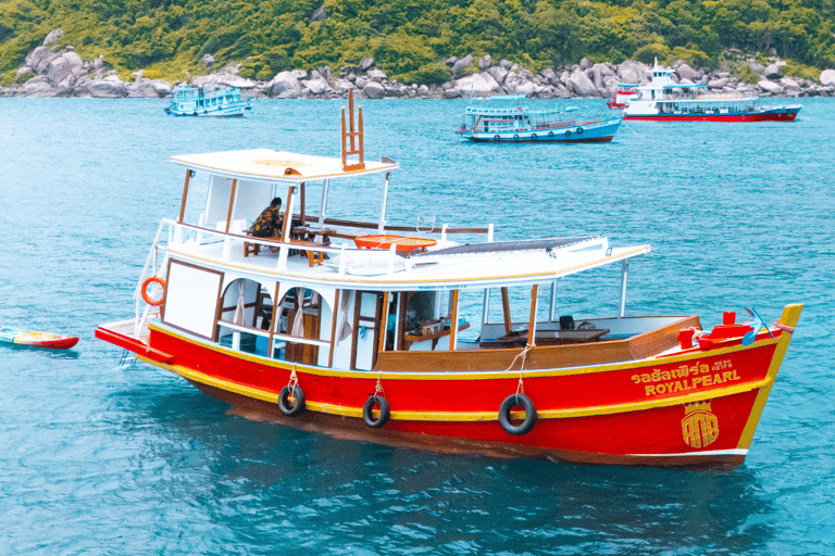 Ko Tao: Vintage Boat-Small Group Snorkeling Day Trip w/Meals