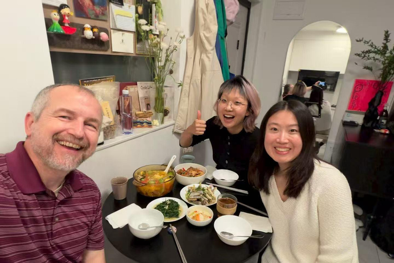 Shanghai Food Experience: Eat with local