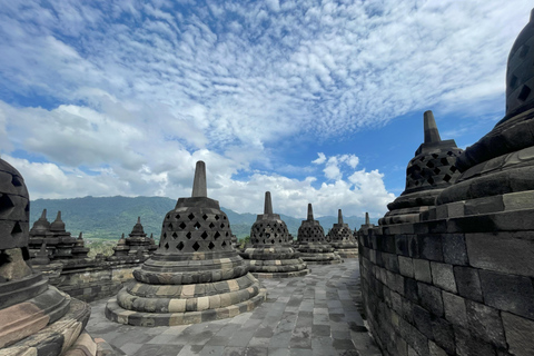 Yogyakarta: Borobudur, Sultan Palace, & Water Castle Tour
