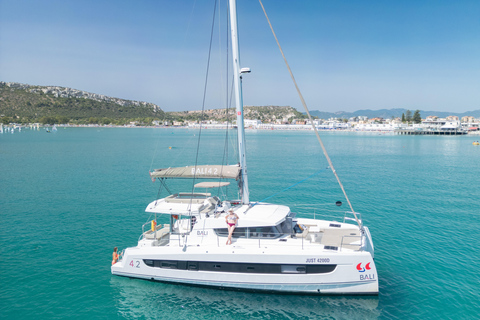 Cagliari: Catamaran Tour to the Gulf of the Angels Afternoon Session