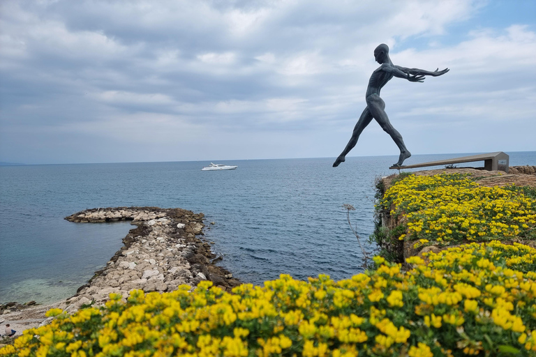 From Cannes: The most beautiful places to visit between city and nature The most beautiful places: Cannes, Théoule-sur-Mer, Esterel, Mougins