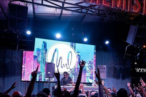 Nairobi: Nightlife Tour with Dinner, Drinks, and Club Entry Nairobi: Nightlife Tour with Dinner, Drinks, and Club Entry