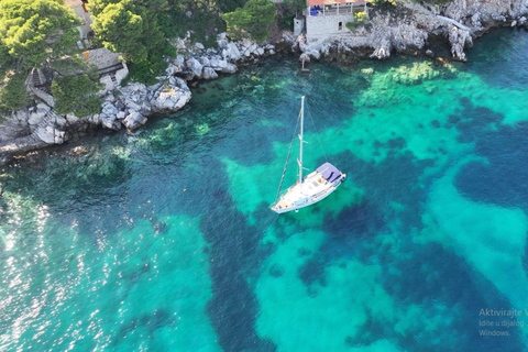 Dubrovnik: Private Sailing Boat Tour to Elaphiti & Blue Cave