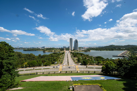 Kuala Lumpur: Putrajaya Tour med traditionell båtkryssning