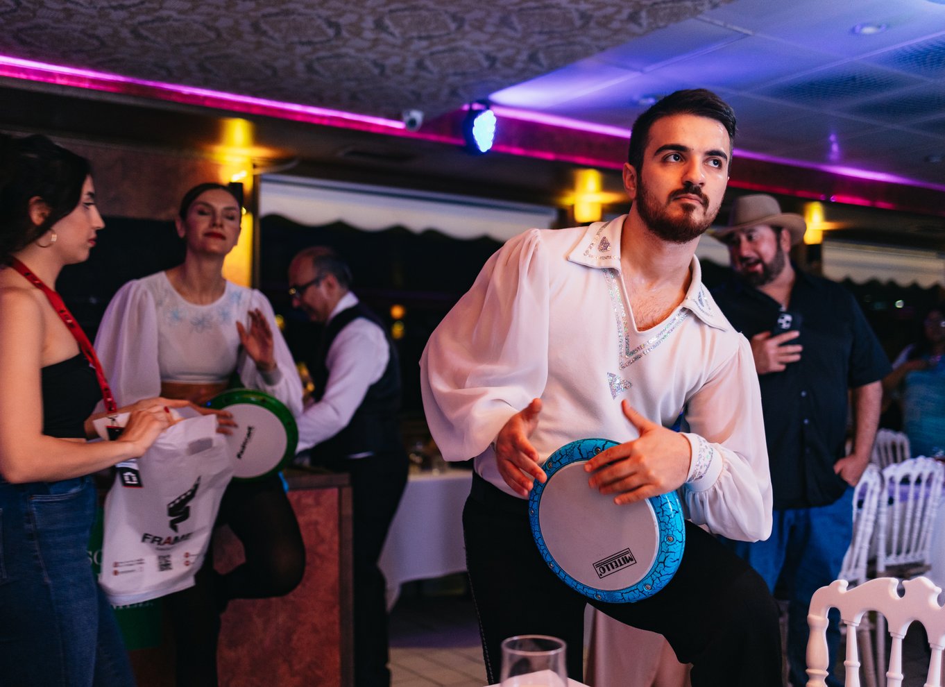 Istanbul: Bosporus-middagscruise og show med privat bord