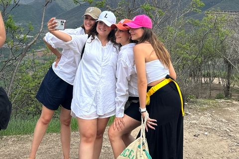 Private Experience to Hierve el Agua with Local Guide Private Experience to Hierve el Agua with a Local Guide