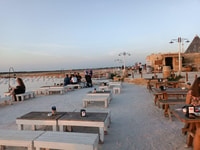 Aperitif in einer alten Wanne Salz in Marsala - Hizvo