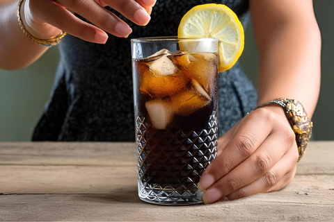 Valparaíso: Chilean Drinks & Appetizers Class with a Local Private Class