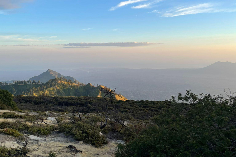 Von Bali aus: Das majestätische Mount Ijen Sunrise Trekking