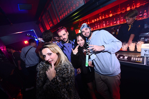 Osaka Dotonbori:GIRAFFE Nightclub Ticket with Drink/VIP Plan 【11:00 PMーClose】Admission Ticket + 2 Drinks