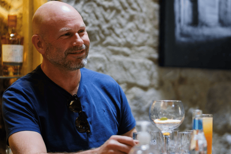 Stirling: Distillery Tour & Guided Gin Tasting Standard Gin Tour and Tasting