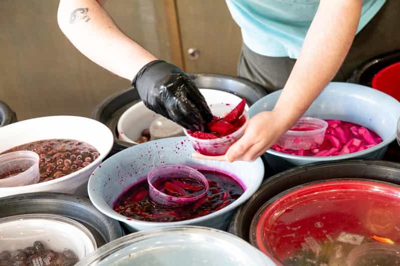 Lower East Side Food Experience w/ 4 Delis & Museum Entry