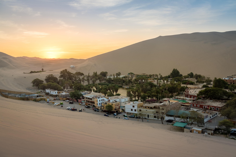 从利马出发：巴列斯塔斯群岛、瓦卡奇纳沙滩越野车和沙板滑行不返回利马