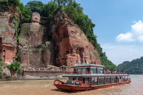 Chengdu: Private Day Tour to the Leshan Giant Buddha Tour package including guide, transfer, entrance fee & food