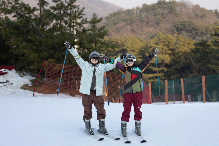 Da Seul: Tour sciistico in Corea - Jisan Forest ResortSnowboard &amp; Lift per principianti