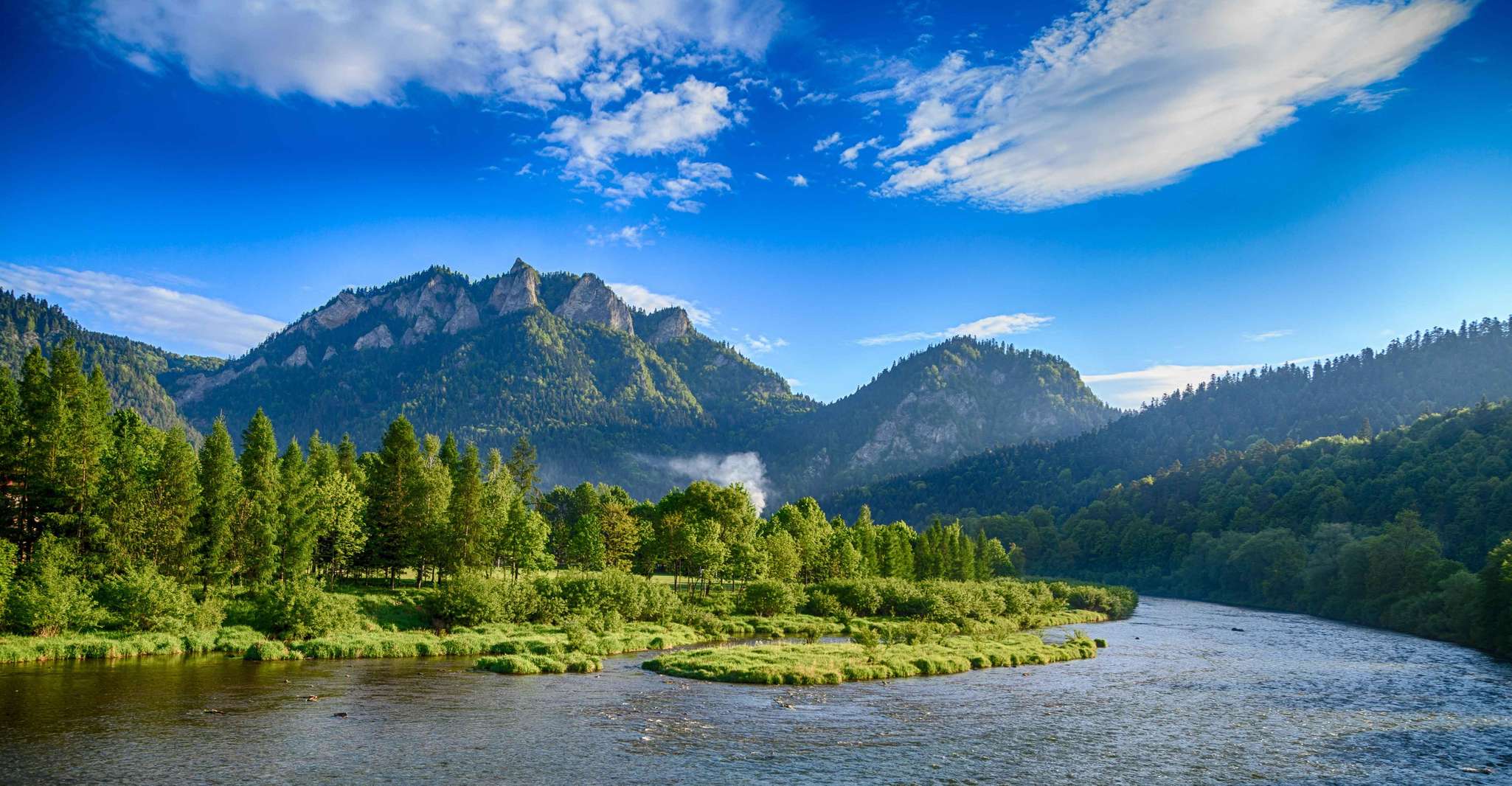 Dunajec River, Rafting with Guide in Pieniny National Park - Housity