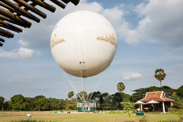 Przejażdżka balonem Angkor o wschodzie lub zachodzie słońca i odbiór i transport powrotny