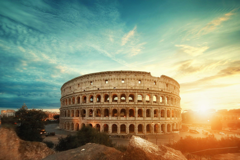 Roma: Coliseo, Foro y Palatino Alojado Skip-the-LineRoma: Coliseo, Foro y Colina Palatina Ticket de entrada sin colas