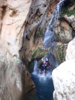 Water kan in de Turche Buñol -grot (Valencia) - Housity