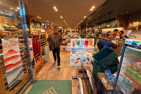 Tokyo: Mt Fuji A Journey Through Nature, History & Culture Tokyo: Mt Fuji A Journey Through Nature, History, & Culture