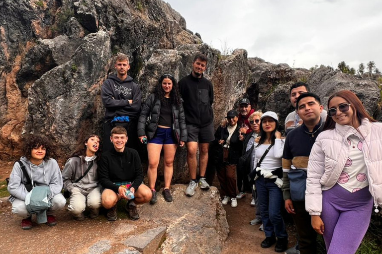 Cusco: City Tour Tour de Medio Día con Sacsayhuamán y Q’enqo Cusco: Morning City Tour with an Andean Dance Experience