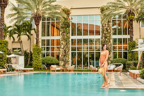 West Palm Beach: Hilton Pool Day Pass