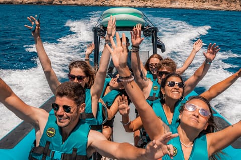 Mallorca: 2-stündige Speedboat-Tour, Besuch von Höhlen und Klippen und Schnorcheln