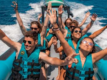 Mallorca: 2h speedboat tour, visit caves, cliffs and snorkel