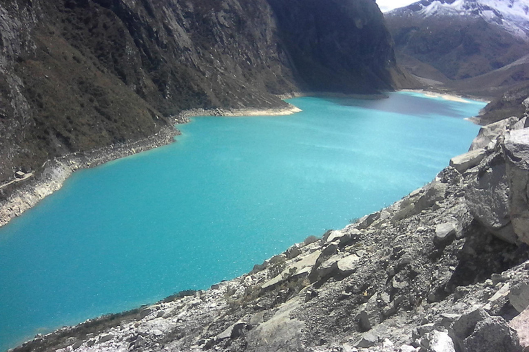 Excursión de un día a la Laguna de Parón y al Parque Nacional de Huascarán