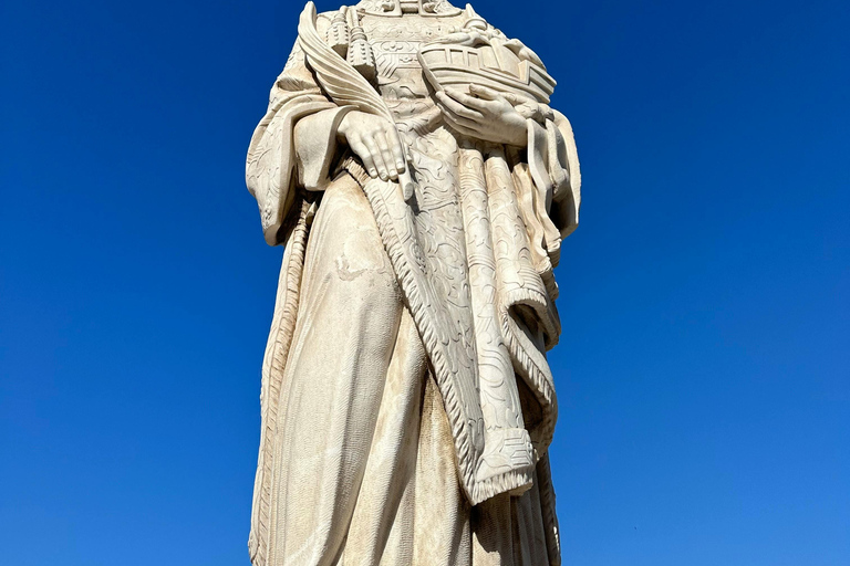 Lisbon of Santo António and São Vicente: Guided tour (certified guide) Lisbon from Santo António and São Vicente: Guided tour (certified guide)